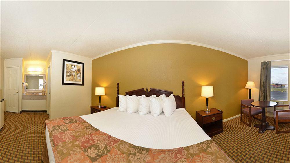 Quality Inn マンチェスター エクステリア 写真