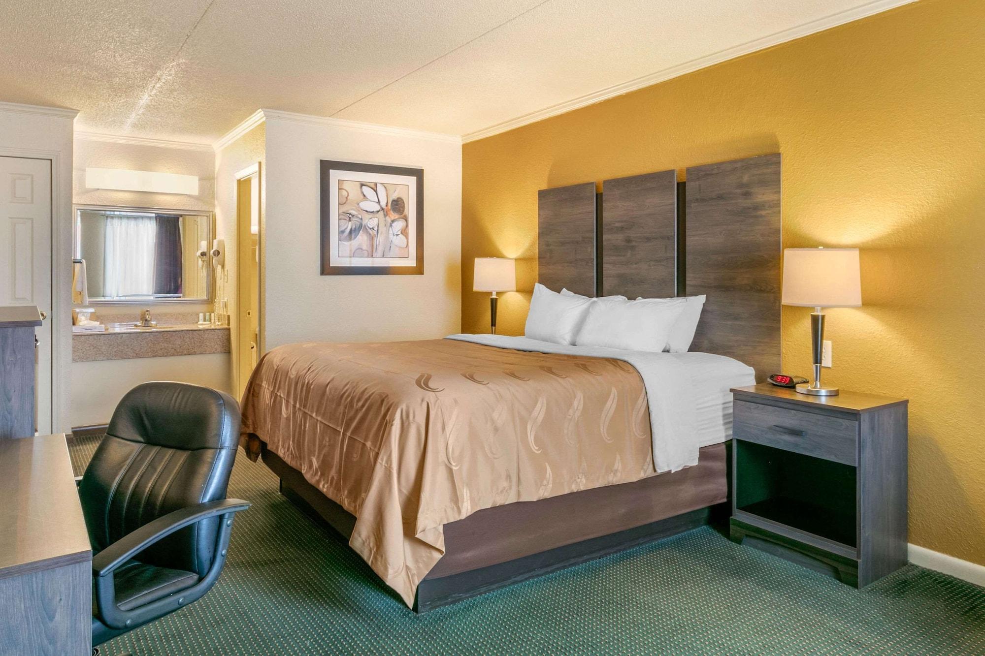 Quality Inn マンチェスター エクステリア 写真