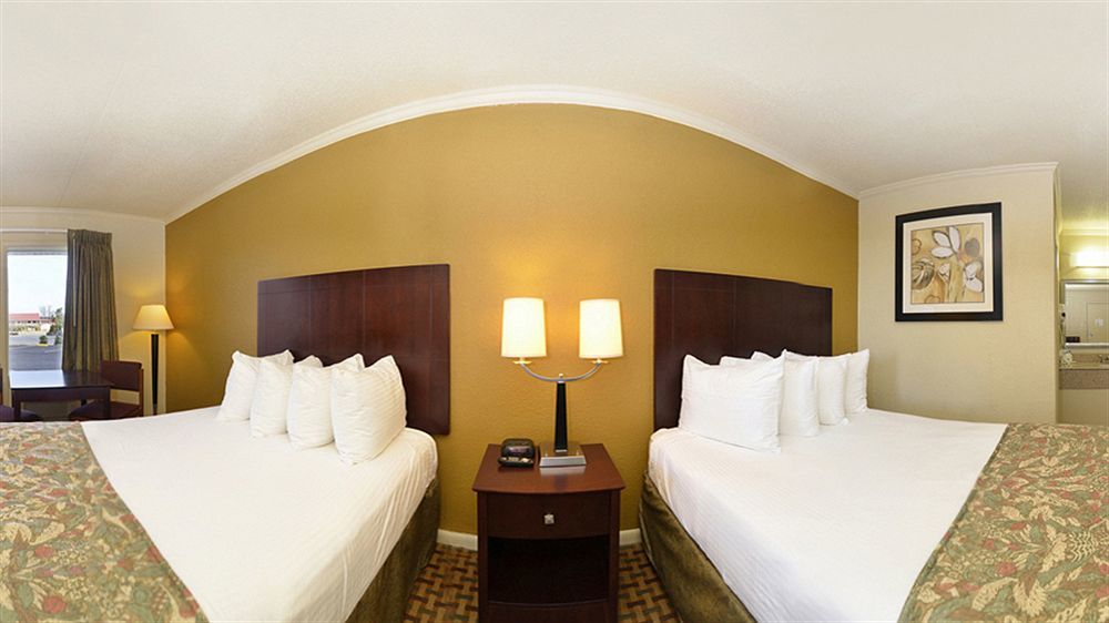 Quality Inn マンチェスター エクステリア 写真